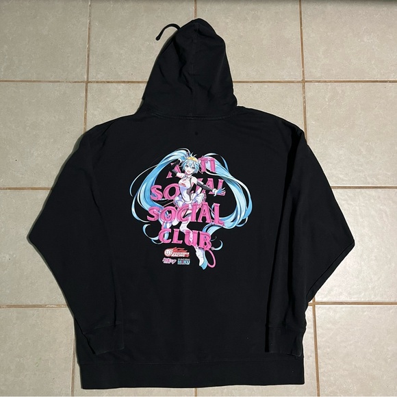 AUTHENTIC ASSC X HATSUNE MIKU RACING CLUB HOODIE - Picture 1 of 5